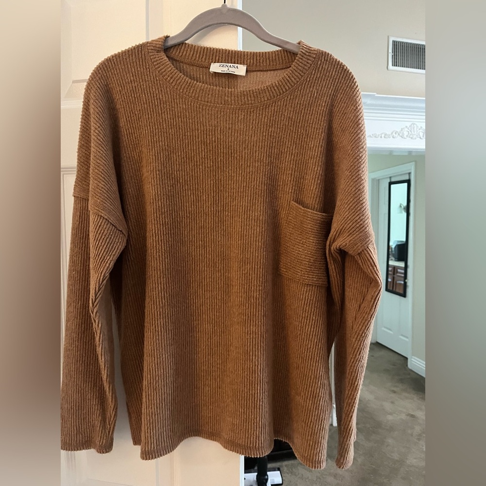 Zenana Brown Ribbed Shirt